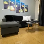 Appartement Nemeapolis 3 *